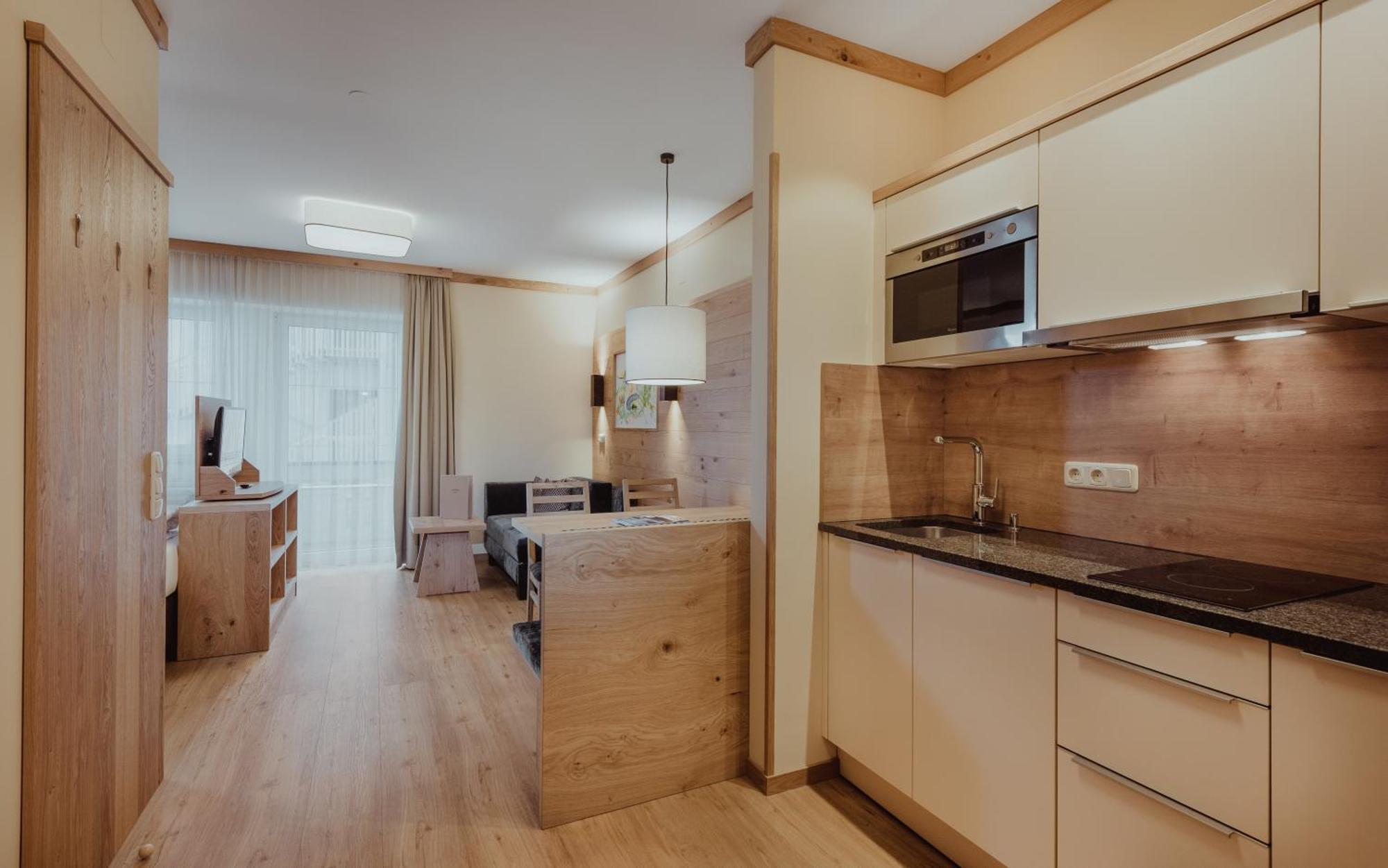 Appartement Hotel Panorama-im Bademantel direkt in die Alpentherme Bad Hofgastein Buitenkant foto