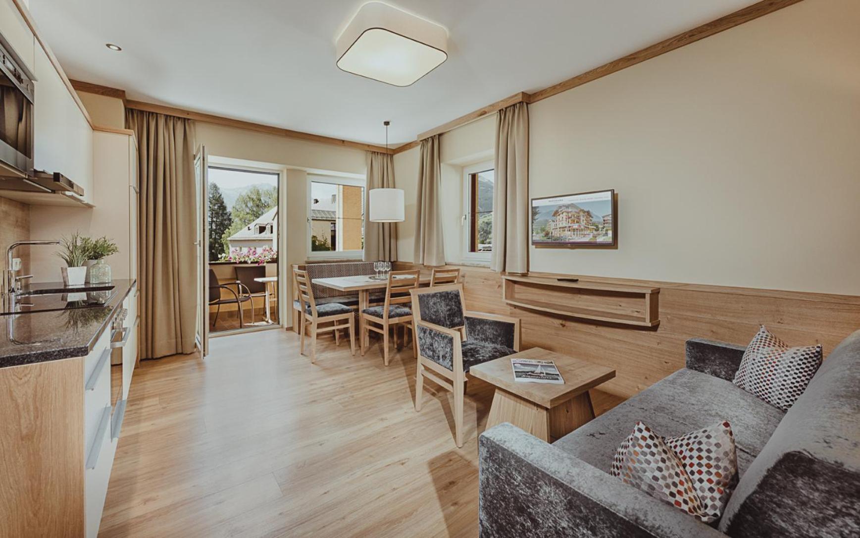 Appartement Hotel Panorama-im Bademantel direkt in die Alpentherme Bad Hofgastein Buitenkant foto