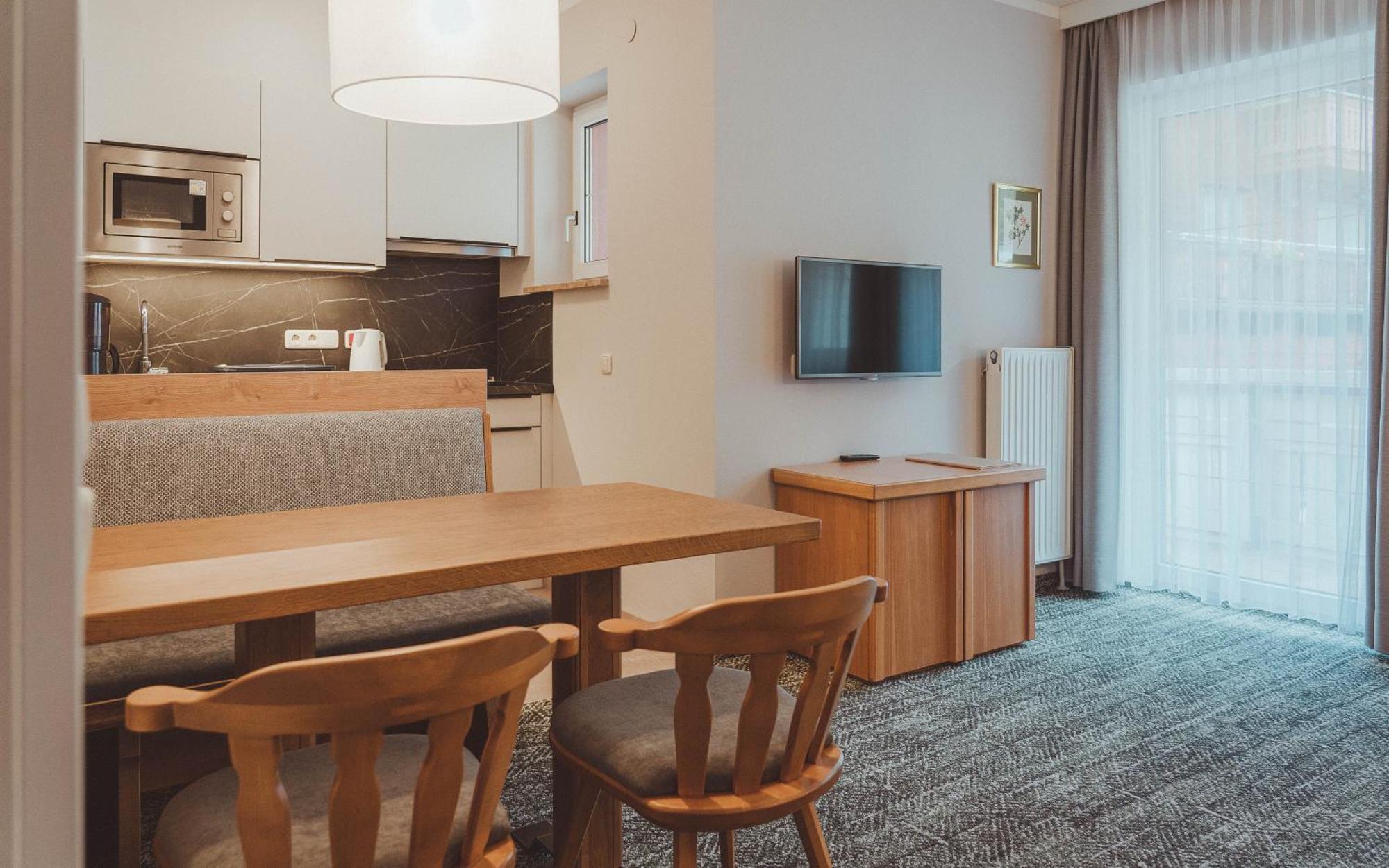 Appartement Hotel Panorama-im Bademantel direkt in die Alpentherme Bad Hofgastein Buitenkant foto